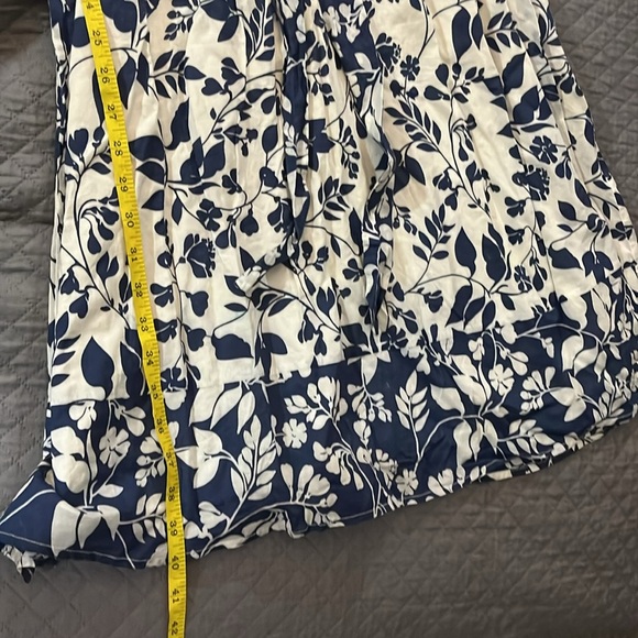 100% Cotton F.L.P. Blue And White Floral Sleeveless Dress - Picture 8 of 10